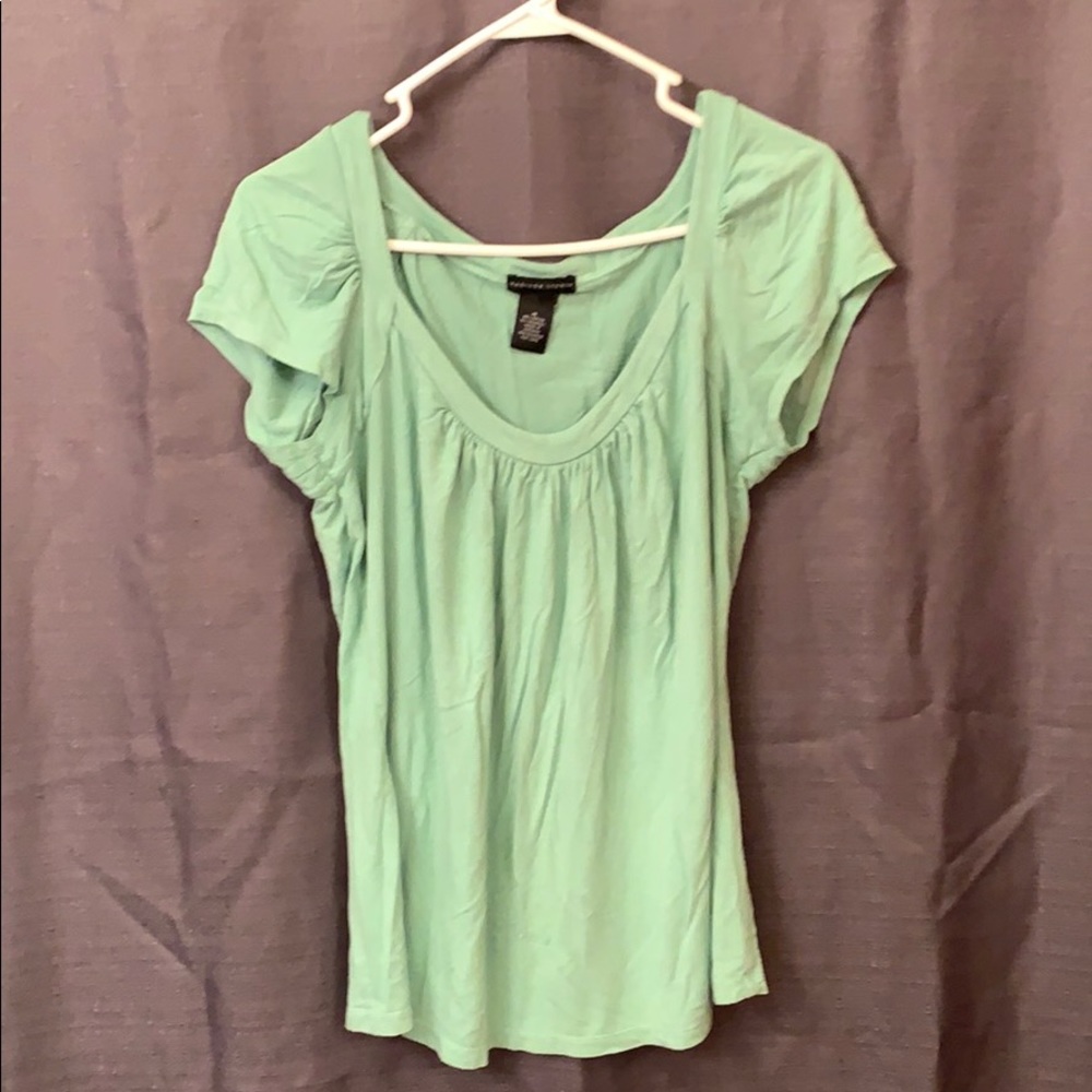 ✔️Women’s Madison studio top